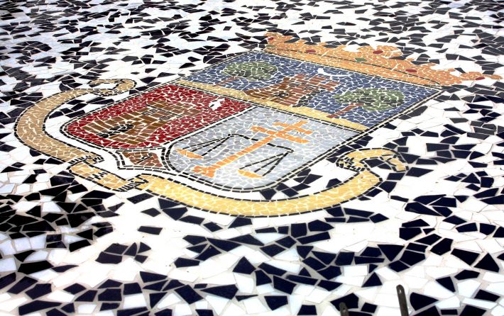 Mosaico-Escudo-Ayuntamiento.jpg