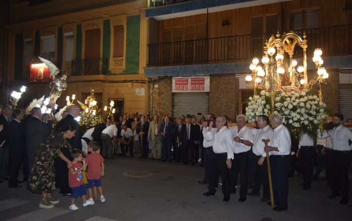 Virgen de la Cabeza y San Miguel