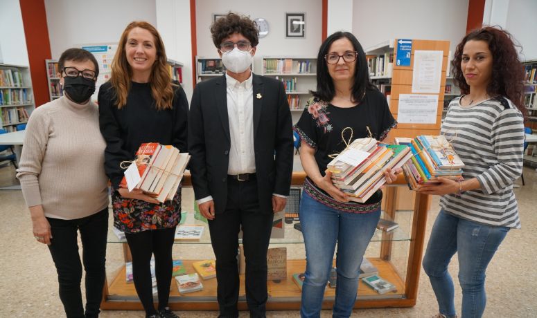 Lote de libros Biblioteca