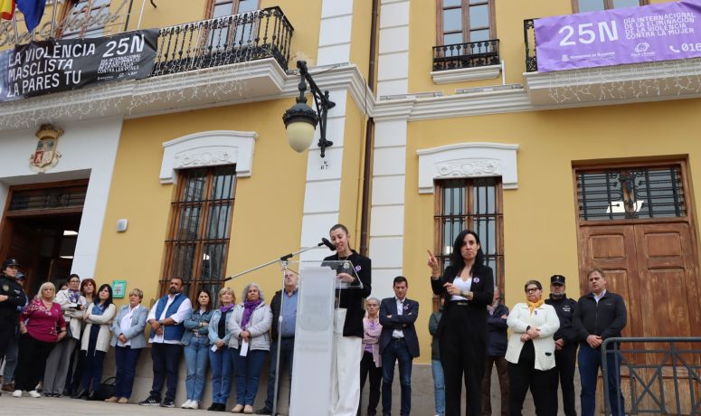 Lectura Manifiesto 25N Burjassot
