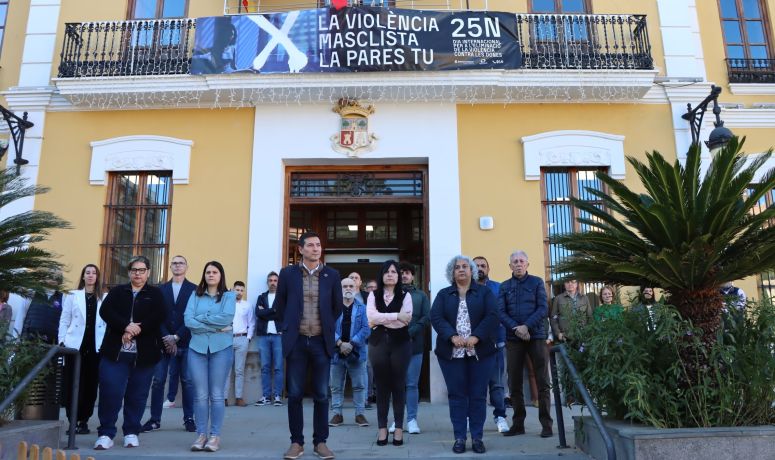 Minuto de silencio Burjassot 28-11-2024