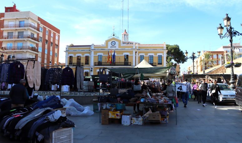 Mercadillo 2025