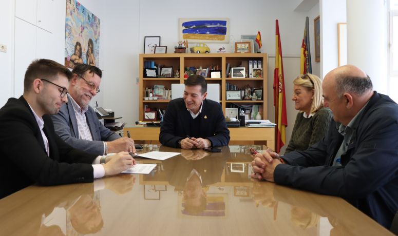Firma convenio Ayuntamiento- C.C. San Roque 12-11-2025