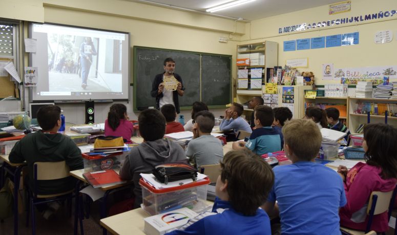 Campaña limpieza en centros escolares