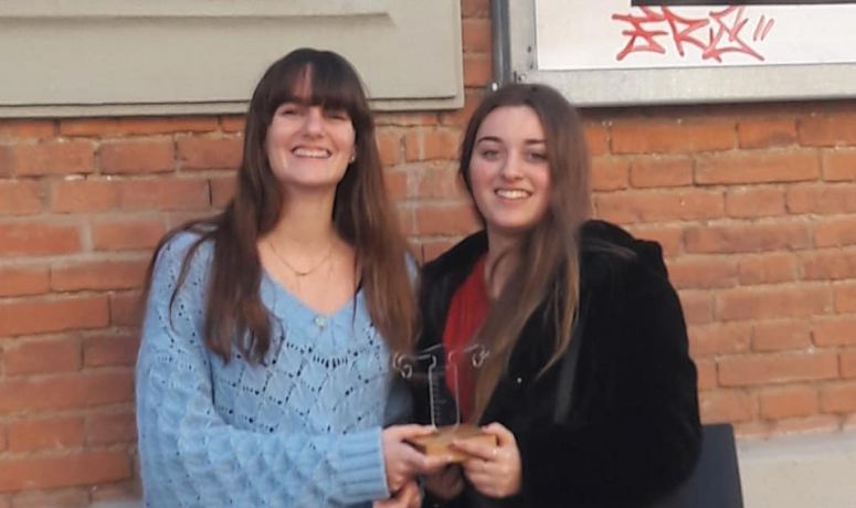 IES Vicent Andrés Estellés- Ganadoras Concurso Fisabio febrero 2019