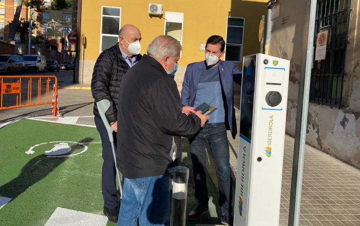 Puntos recarga coches eléctricos